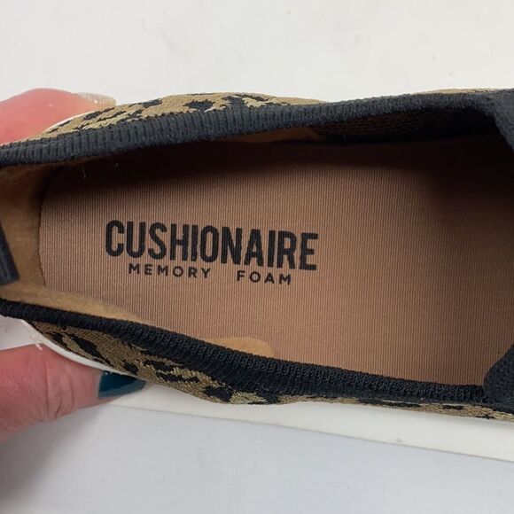 CUSHIONAIRE RORY Memory Foam Slip-On Platform - Picture 7 of 9